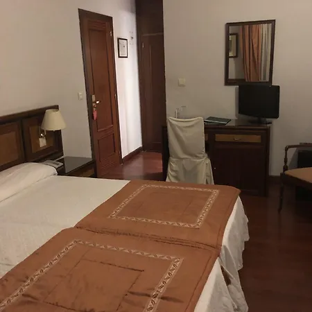 Rural Don Juan De Austria 호텔